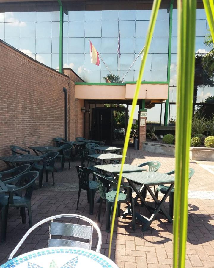 Orzihotel Orzivecchi Екстер'єр фото