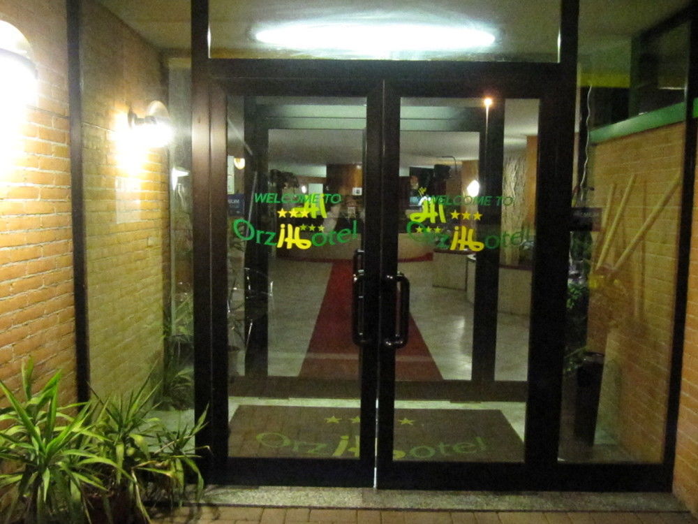 Orzihotel Orzivecchi Екстер'єр фото