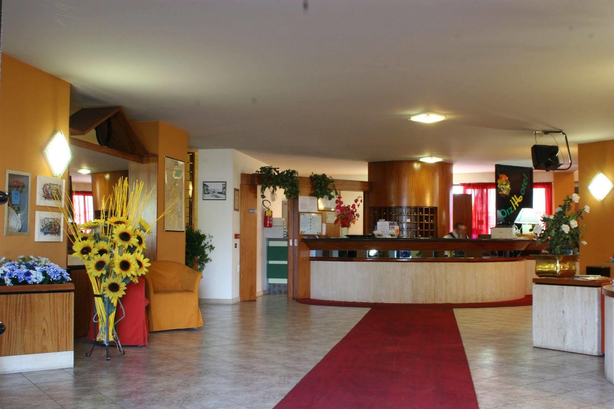 Orzihotel Orzivecchi Екстер'єр фото
